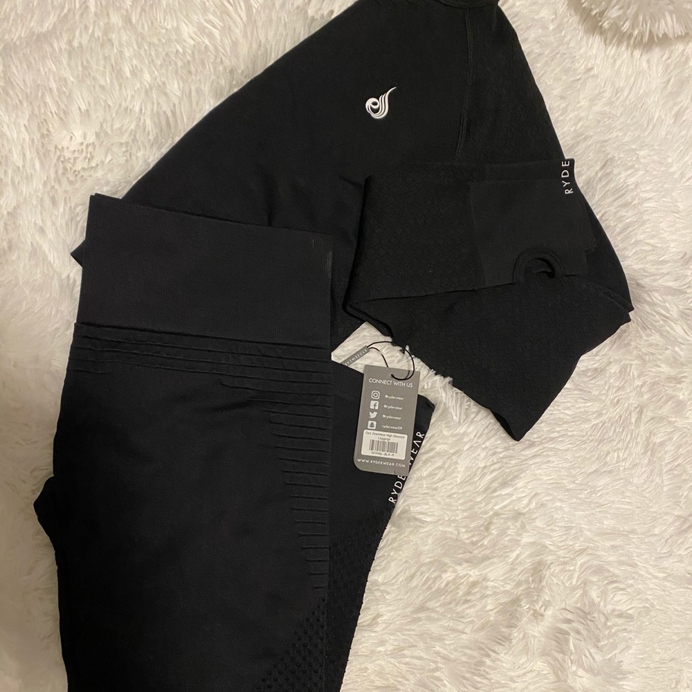 Ryderwear Seamless Set. Leggings & Long Sleeve Top